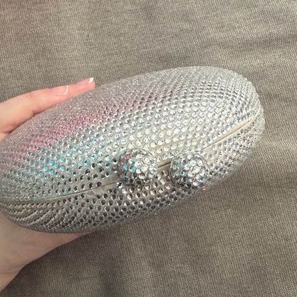 Silver Rhinestone Purse - Picture 8 of 9